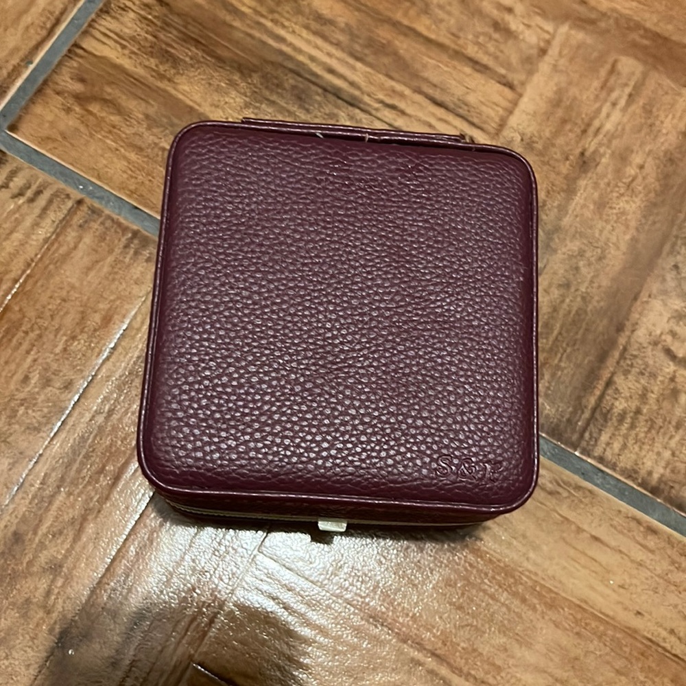 S&R travel jewelry box